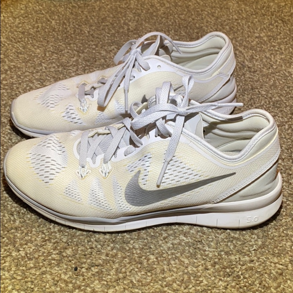 Nike Free 5.0 cross training shoe white